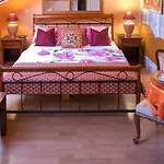 Park Villa *